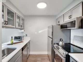 Photo #3: 22352829 Listing