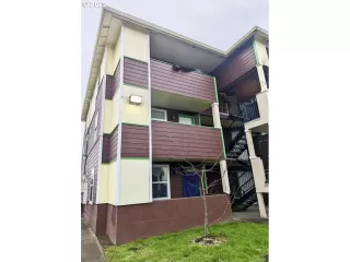 Photo #3: 22352902 Listing