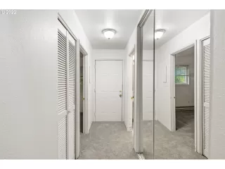 Photo #3: 22353267 Listing