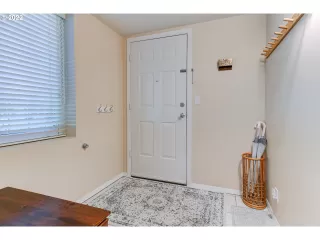 Photo #1: 22353647 Listing