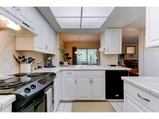 Photo #3: 22353647 Listing