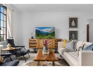 Photo #4: 22353713 Listing 