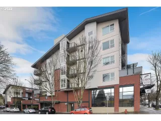 Photo #1: 22354018 Listing