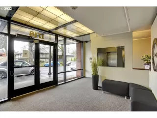 Photo #3: 22354018 Listing