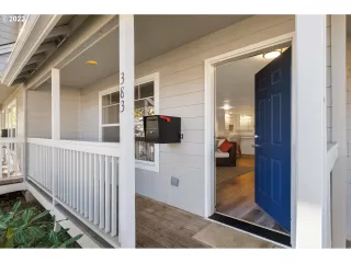 Photo #2: 22355079 Listing