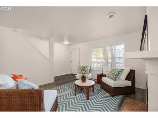 Photo #6: 22355079 Listing