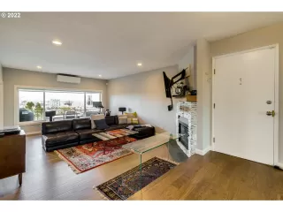 Photo #1: 22355177 Listing 