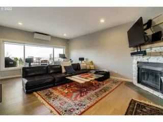 Photo #2: 22355177 Listing 