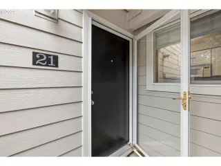 Photo #3: 22355211 Listing