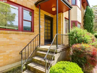 Photo #2: 22356142 Listing