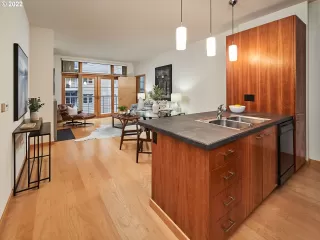 Photo #5: 22356313 Listing