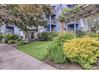 Photo #1: 22356444 Listing