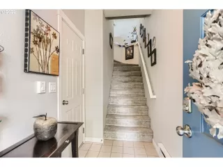 Photo #4: 22357012 Listing