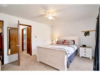 Photo #4: 22357036 Listing