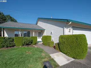 Photo #2: 22357172 Listing