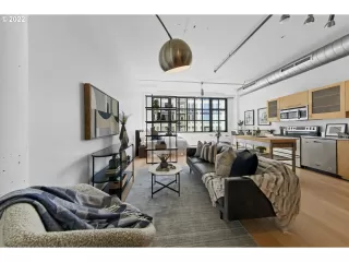 Photo #2: 22357570 Listing 