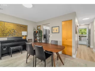 Photo #1: 22358172 Listing