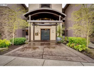 Photo #2: 22358425 Listing