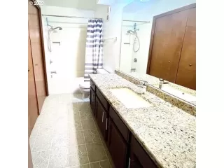 Photo #5: 22358448 Listing