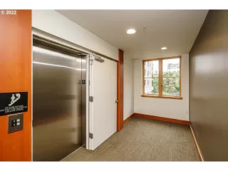 Photo #5: 22359612 Listing 