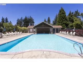 Photo #3: 22359623 Listing 