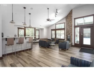 Photo #4: 22359623 Listing 