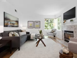 Photo #2: 22360595 Listing