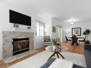 Photo #3: 22360595 Listing