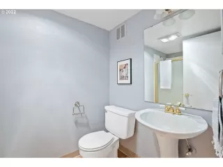 Photo #4: 22362372 Listing