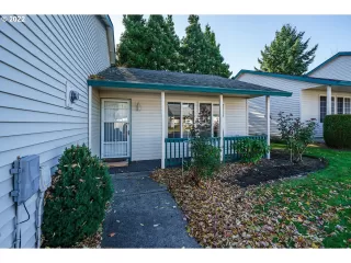 Photo #4: 22363041 Listing