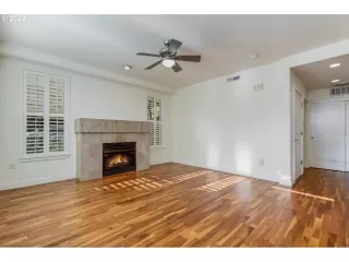 Photo #2: 22363954 Listing