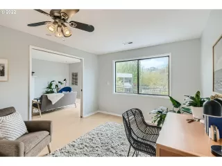 Photo #6: 22365669 Listing