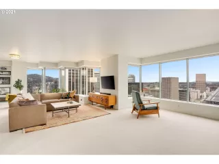 Photo #4: 22365892 Listing