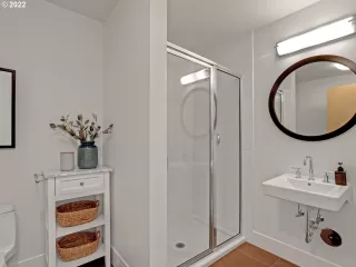 Photo #5: 22366115 Listing 