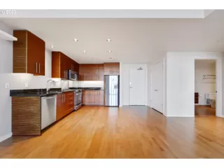 Photo #3: 22366281 Listing 