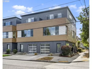 Click for more information on MLS # 22366457 : 834 N SIMPSON ST More Details about MLS # 22366457 : 834 N SIMPSON ST