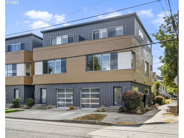 MLS: 22366457 Condo For Sale