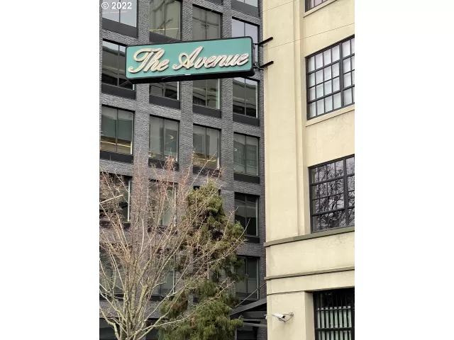 MLS: 22367397 Condo For Sale