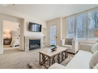 Photo #3: 22367709 Listing