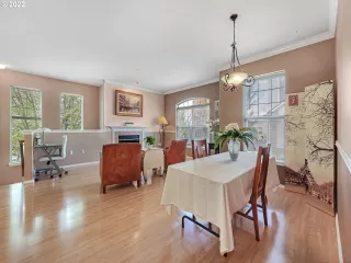 Photo #6: 22369216 Listing