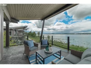 Photo #6: 22369394 Listing