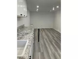 Photo #4: 22369994 Listing 