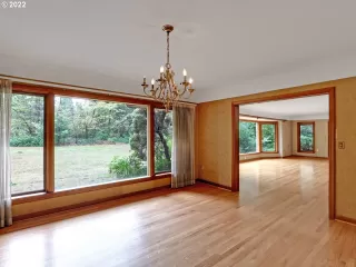 Photo #5: 22370699 Listing 