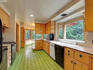 Photo #6: 22370699 Listing 