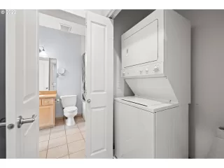 Photo #4: 22371212 Listing 