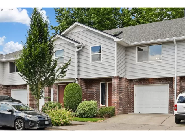 MLS: 22371412 Condo For Sale