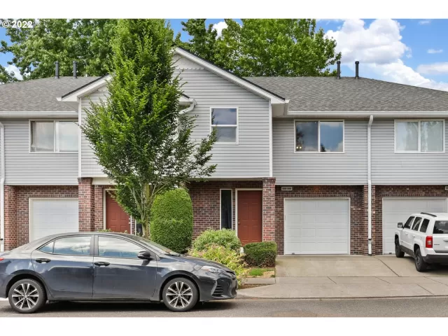 MLS: 22371412 Condo For Sale