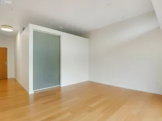 Photo #2: 22371469 Listing