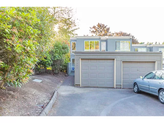 MLS: 22371561 Condo For Sale