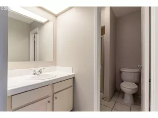Photo #6: 22371561 Listing 
